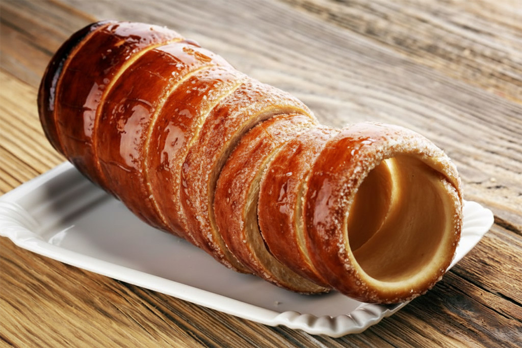 Kürtőskalács sütés